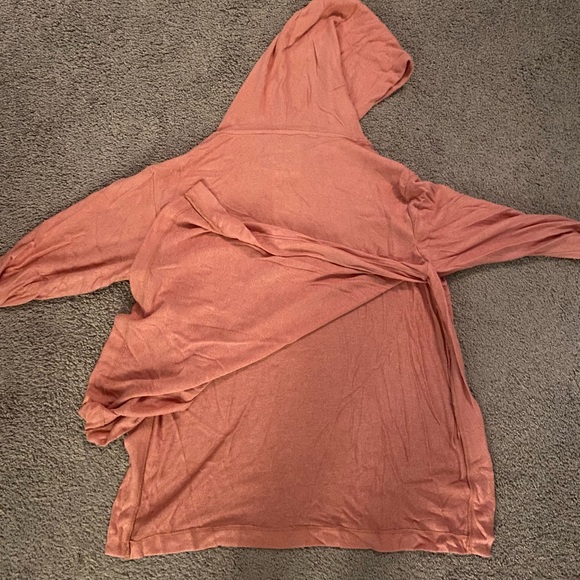 Maternity or nursing sweater with hood - Picture 2 of 3